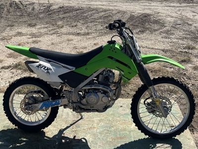 2013 kawasaki KLX 140 motorcycle
