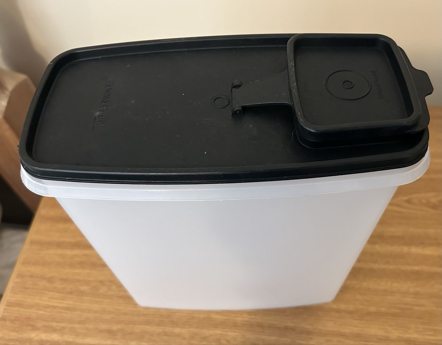 Genuine Tupperware Cereal Keeper Container Large White with Black Flip Top Lid