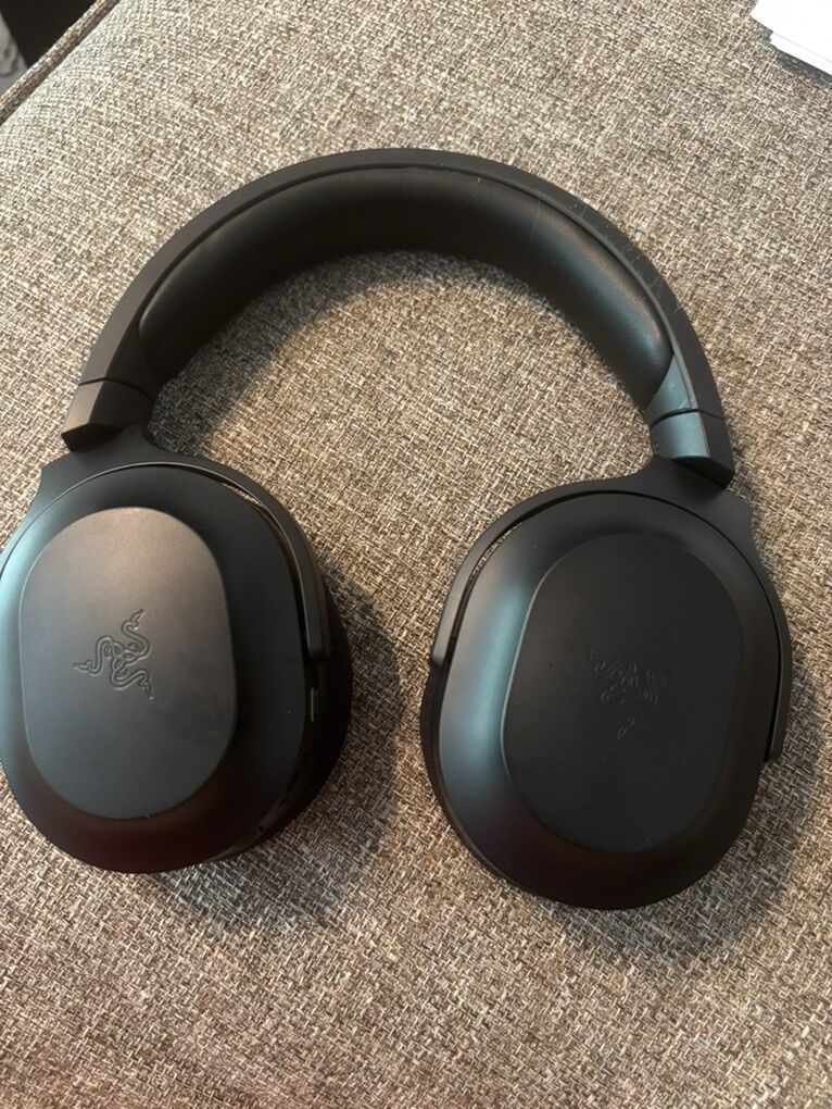 Tazer Barracuda X Wirelss Gaming Headohones Exc!