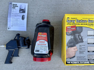 Homax Pneumatic II 30 psi Plastic Texture Hopper & Gun