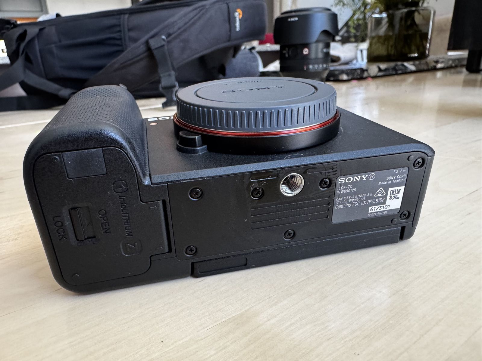 Main image 6