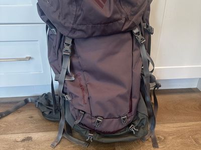 Onyx 65 Womens Backpacking Pack