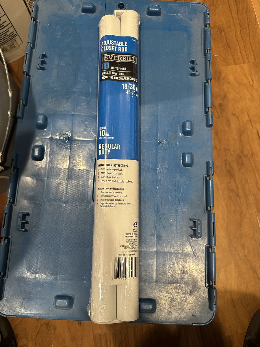 18”-30” Adjustable Closet Rod