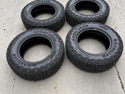 Goodyear Wrangler 275/70/R18