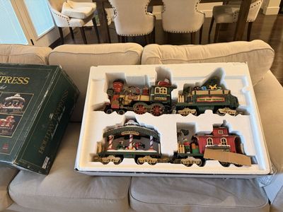 Holiday Express train set
