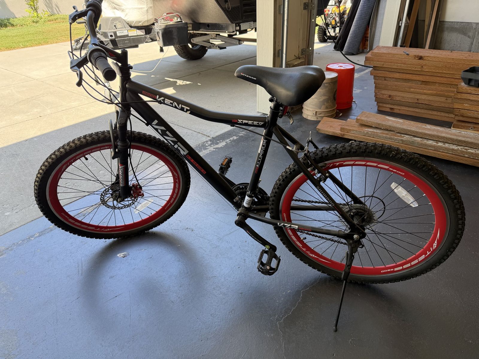 FREE Bike. Kent KZ2600 KZR Mountain Bike - Black/Red, All-Aluminum Frame, 26-inch Wheels