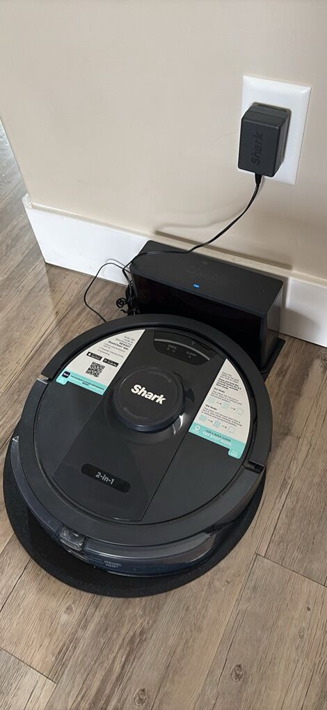 Shark 2-in-1 Robot Vacuum and Mop
