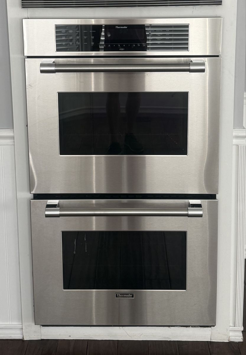 Thermador Stainless Steel Built-in Double Electric Wall Oven