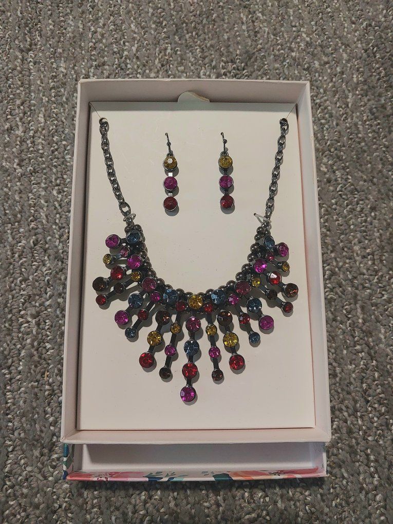 Multi-color Statement Necklace