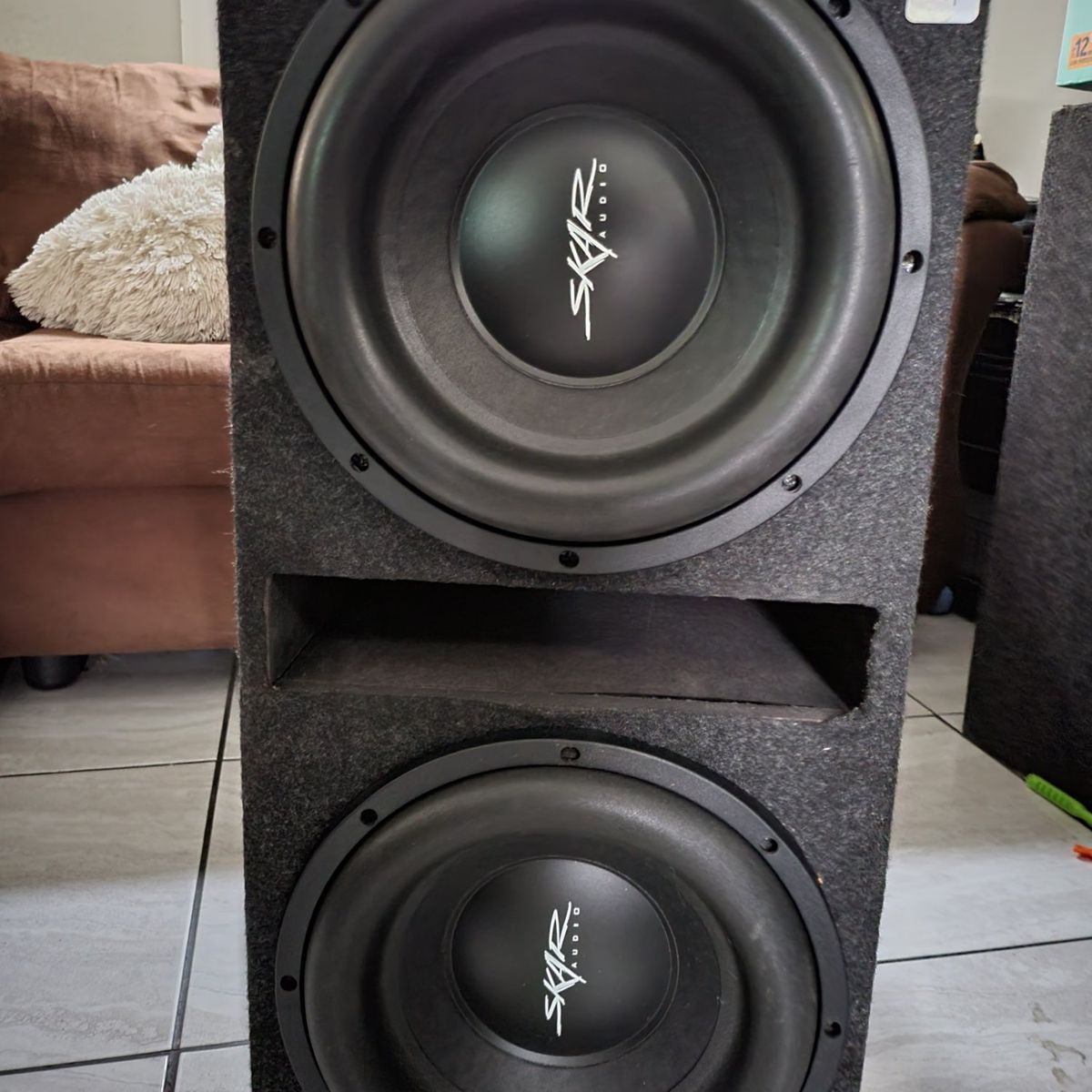 2 12inch Skar subs I'm box