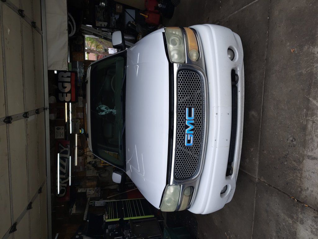 2004 GMC Yukon Denali