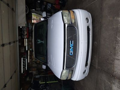 2004 GMC Yukon Denali