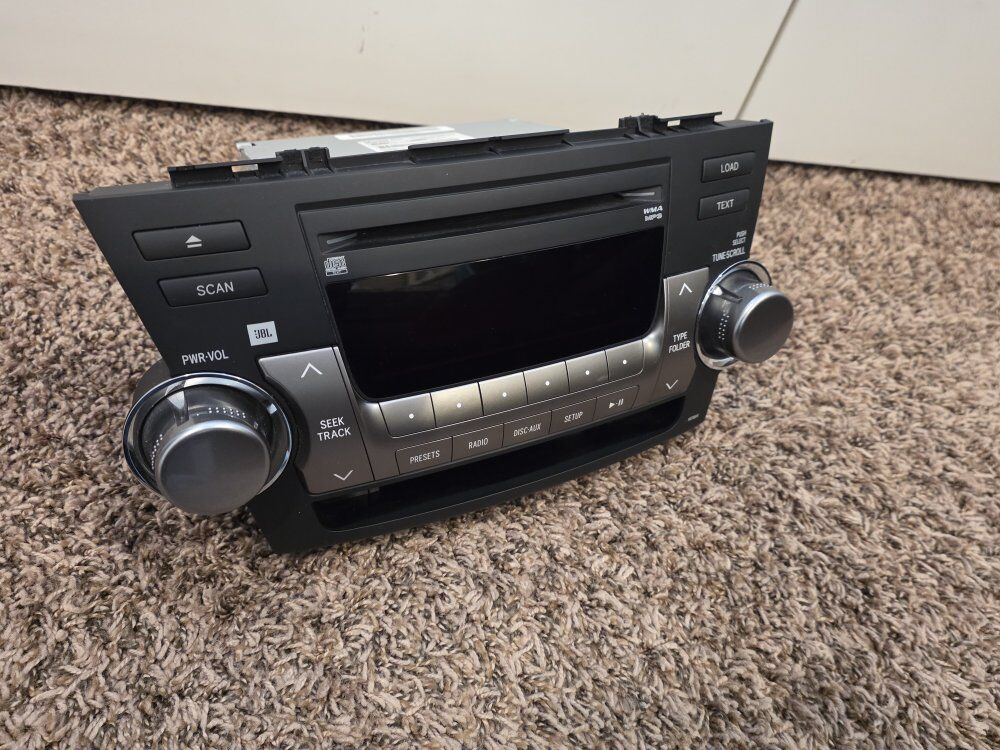2012 Toyota Highlander JBL Stereo