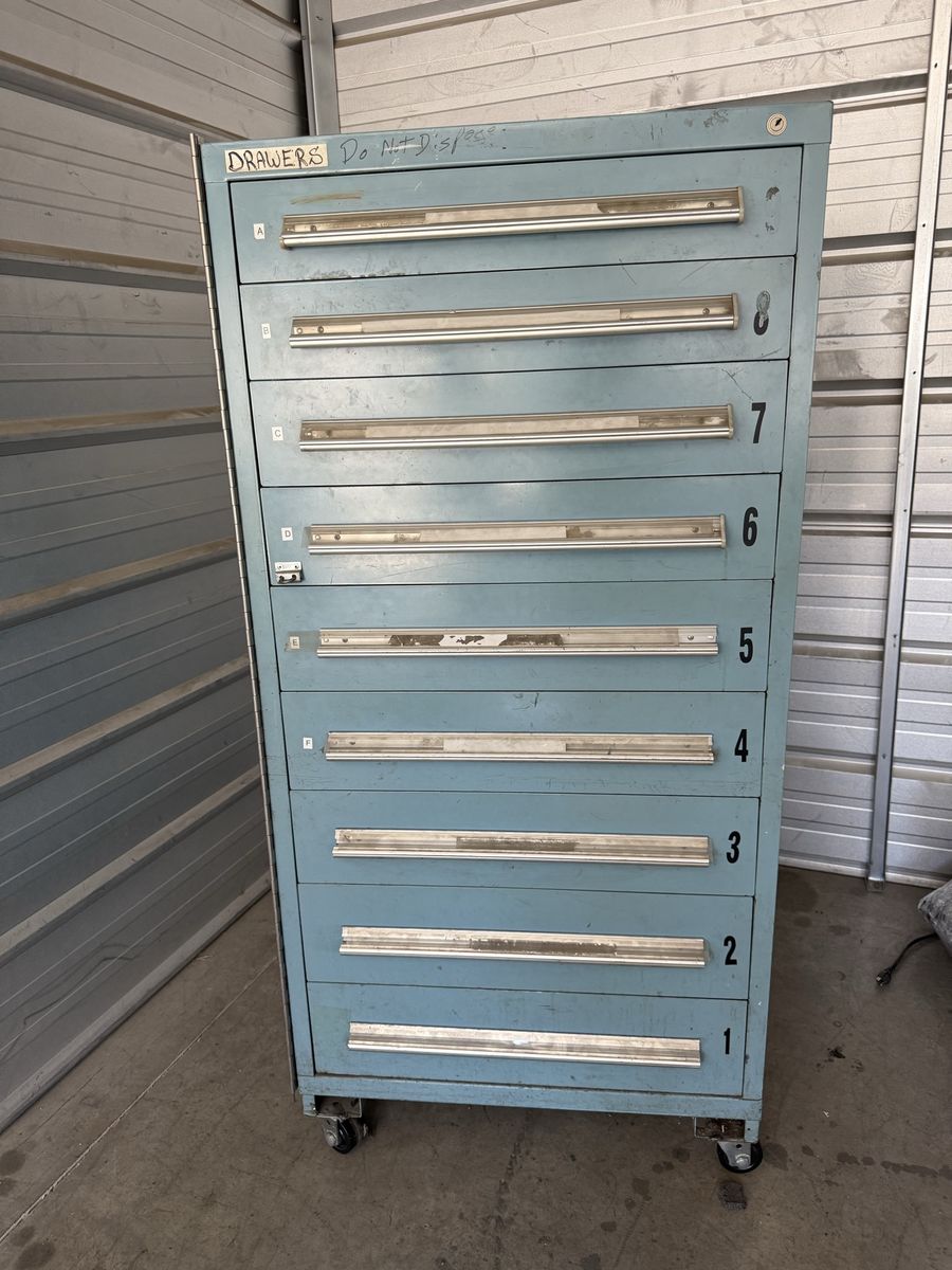 Stanley Vidmar 9-Drawer Industrial Tool / Parts Cabinet w/ Dividers