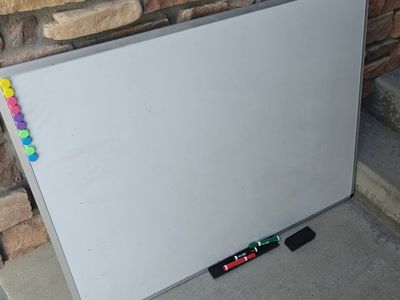 VIZ-PRO Magnetic Whiteboard / 48 x 36 inches