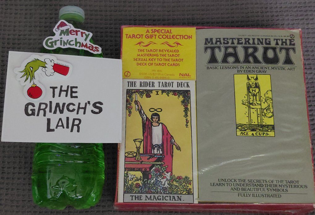 Vintage Rider Waite Special Tarot Gift Collection