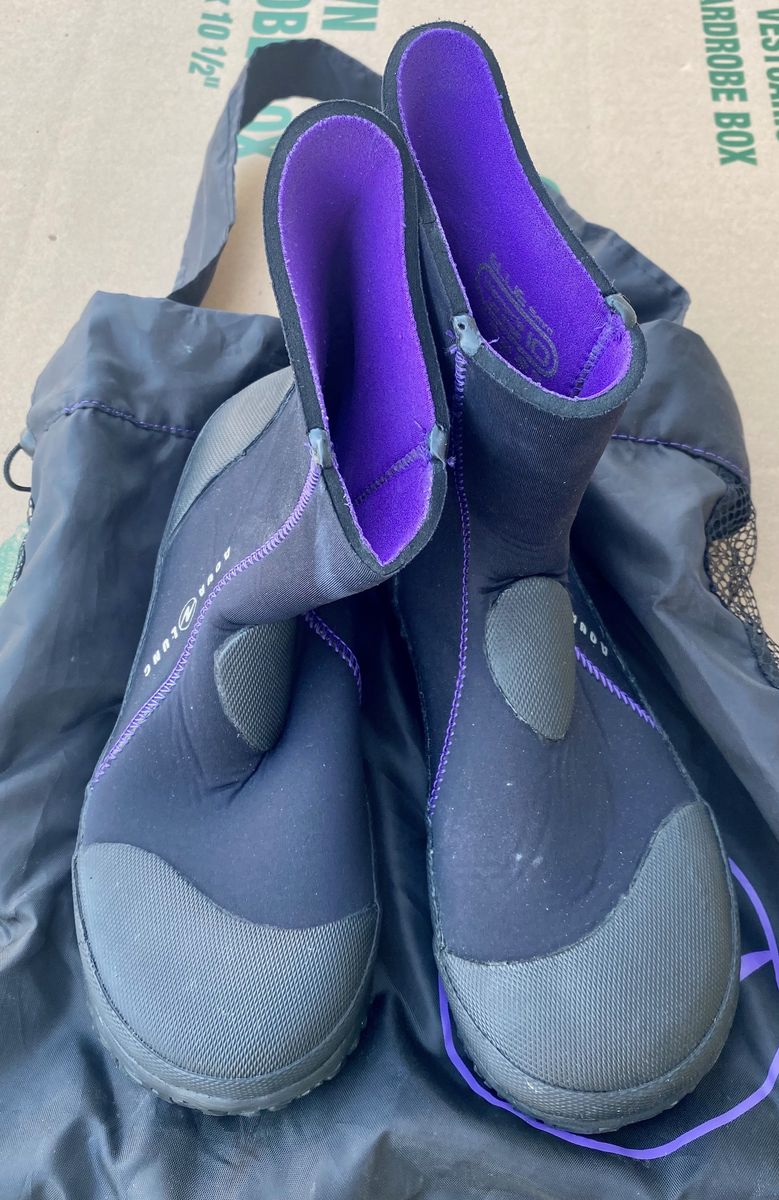 Aqualung Ellie 5mm Wetsuit Boots Women's US Size 10 Black Purple
