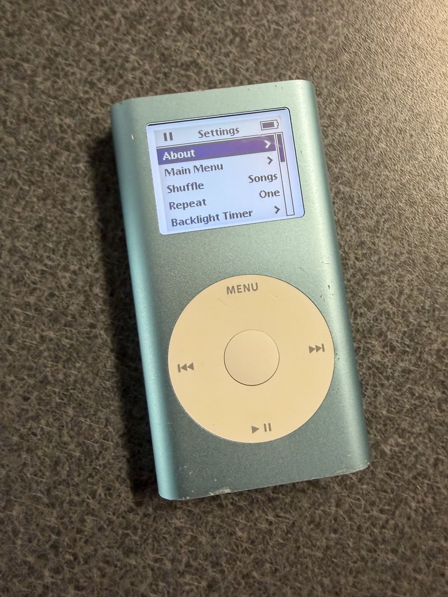 iPod Mini First Gen 4GB Blue