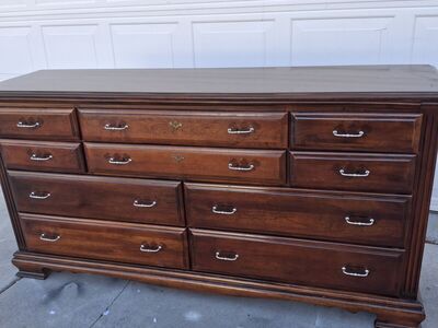 all wood 10 drawers dresser/silver knobs