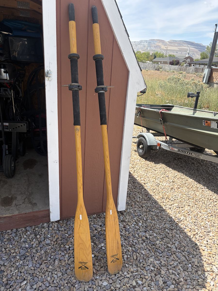 Boat Oars Sawyer  Smoker Brand 6 ' 6"