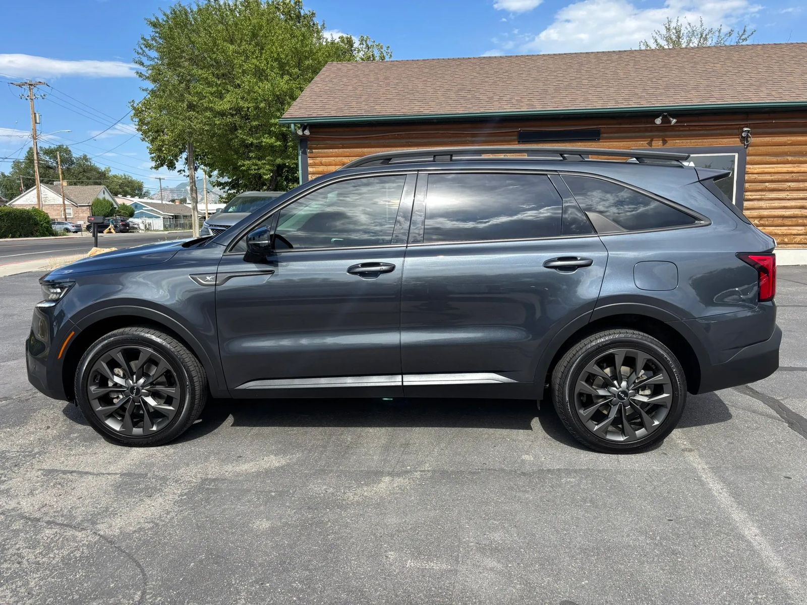 Main image 8
