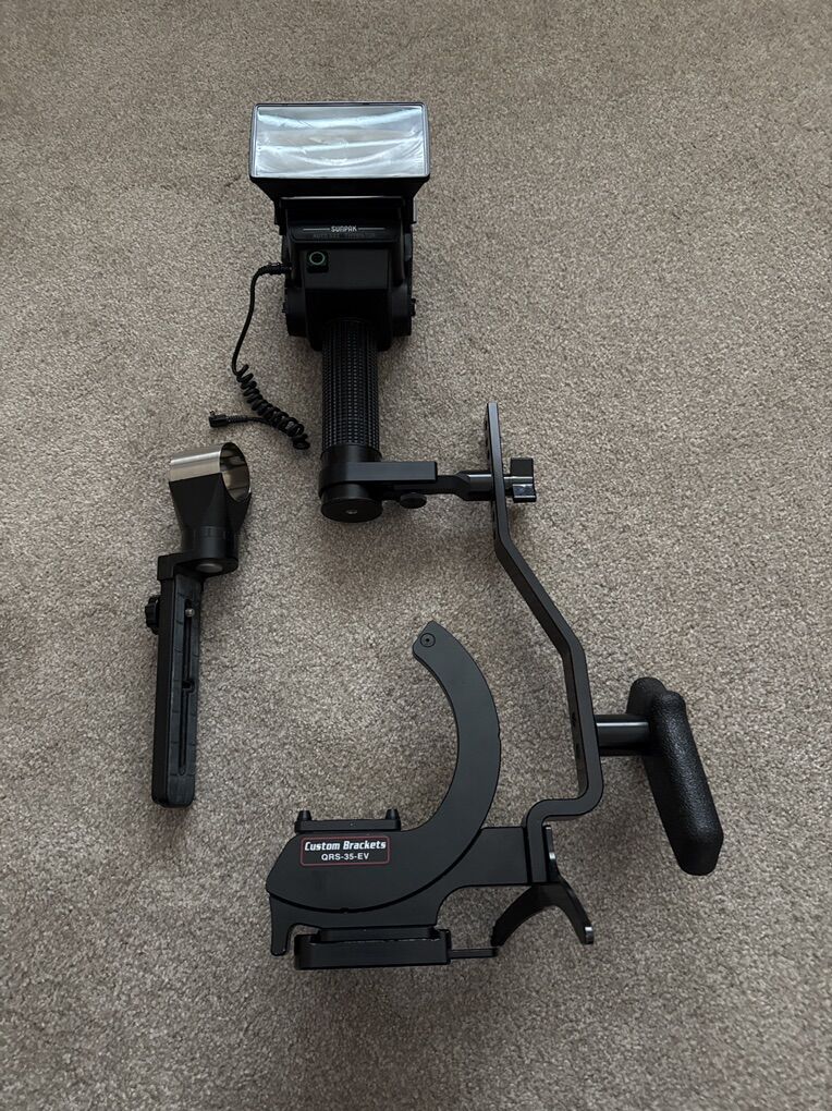 Flash/Camera and flash bracket