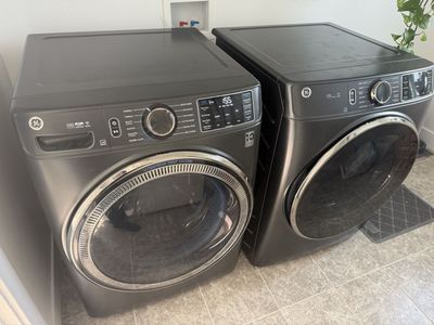 GE Washer & Dryer Set
