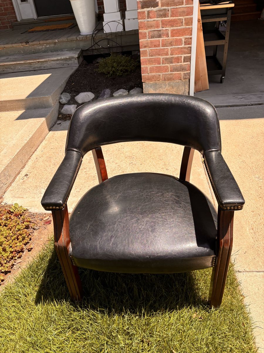 Main image 2