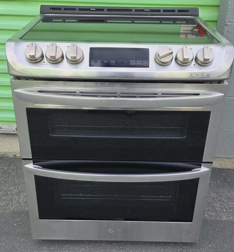 Lg 7.3 c.f. Elec. Double Oven SlideIn Range with ProBake Convection and Easy clean,free delivery