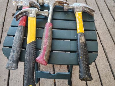 Lot of 4 Used Claws Hammer Tools - Mixed Brands