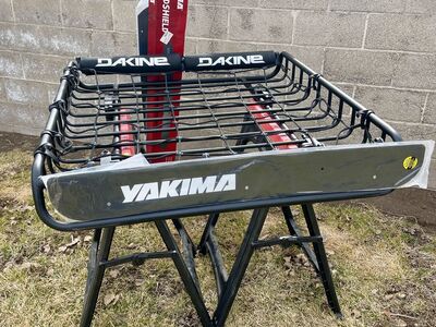 Yakima LoadWarrior Roof Cargo Basket + Extras