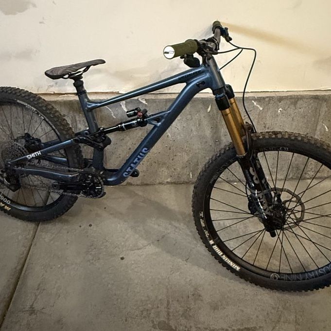 Custom Specialized Mountain Bike