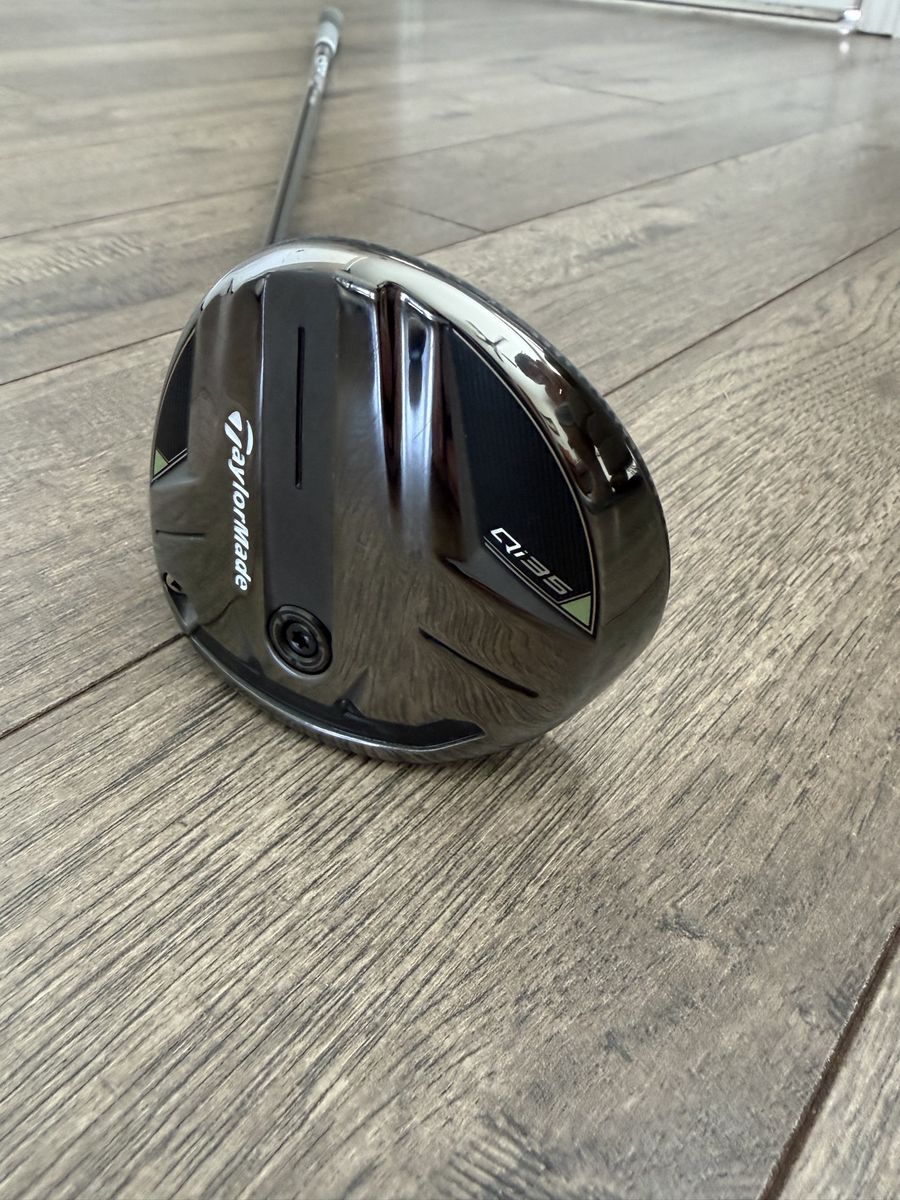 TaylorMade Qi35 Driver – Like New + Upgraded Shaft