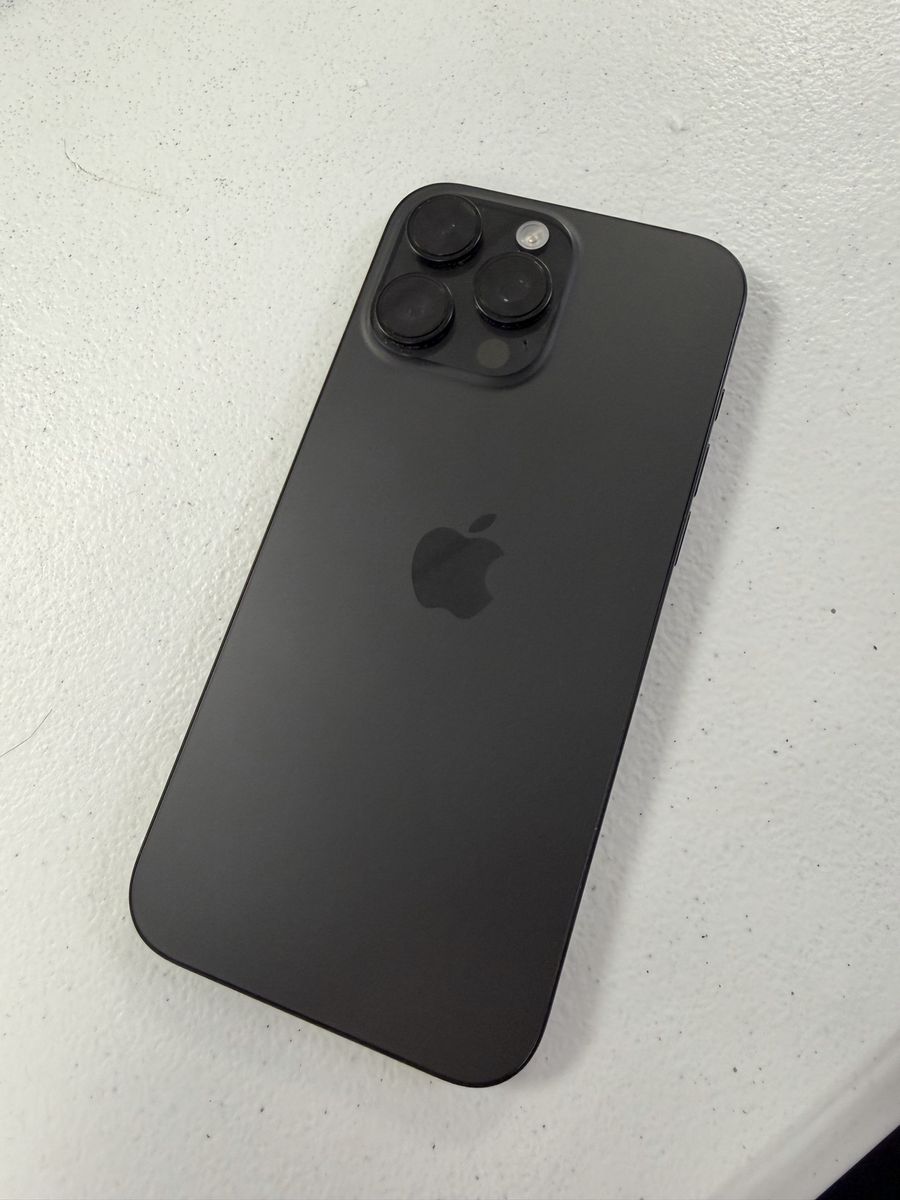 iPhone 16 Pro Max