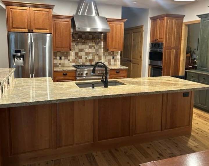 Read Ad- Cherry Kitchen Cabinets & Counter