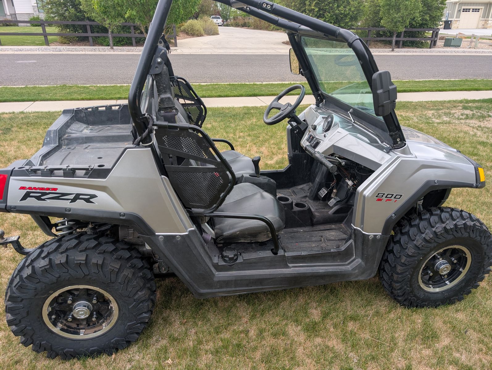 2010 RZR EFI ** Runs Great** Low Miles