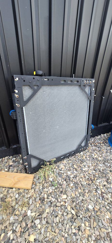 semi truck radiator