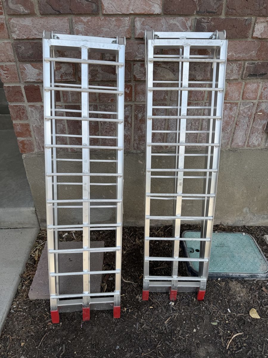 2x Aluminum ATV UTV Motorcycle Loading Ramps, Heavy Duty Folding Design