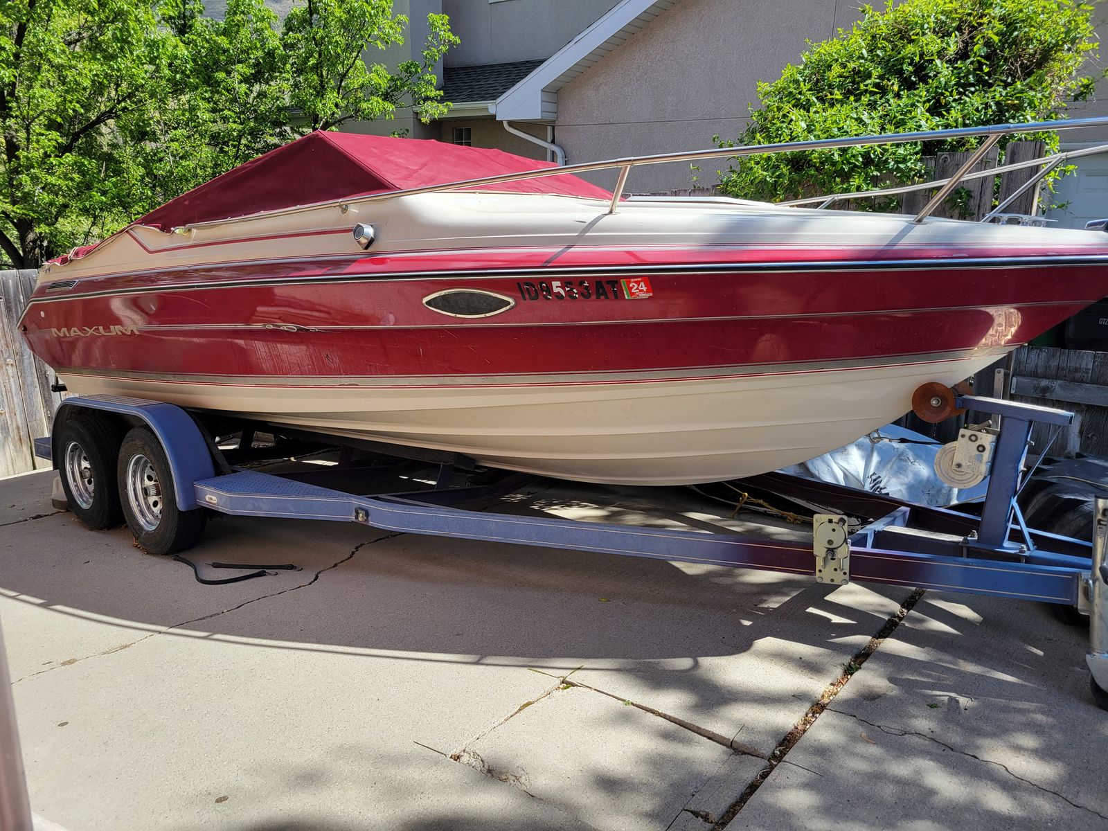 1990 maxum cuddy 5.7 merc