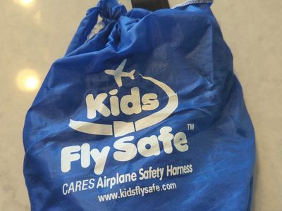 CARES Kids Fly Safe Airplane Safety Harness Child Restraint System with Bag