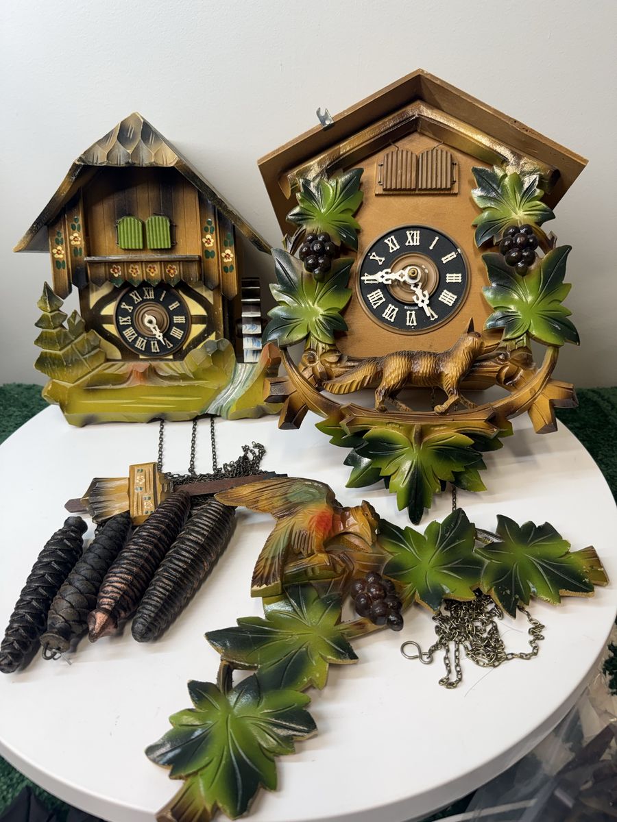 Pair of Vintage Cuckoo Clocks - AS-IS - UNTESTED - INCOMPLETE -  FOR PARTS OR REPAIR - Cookoo - Coocoo -