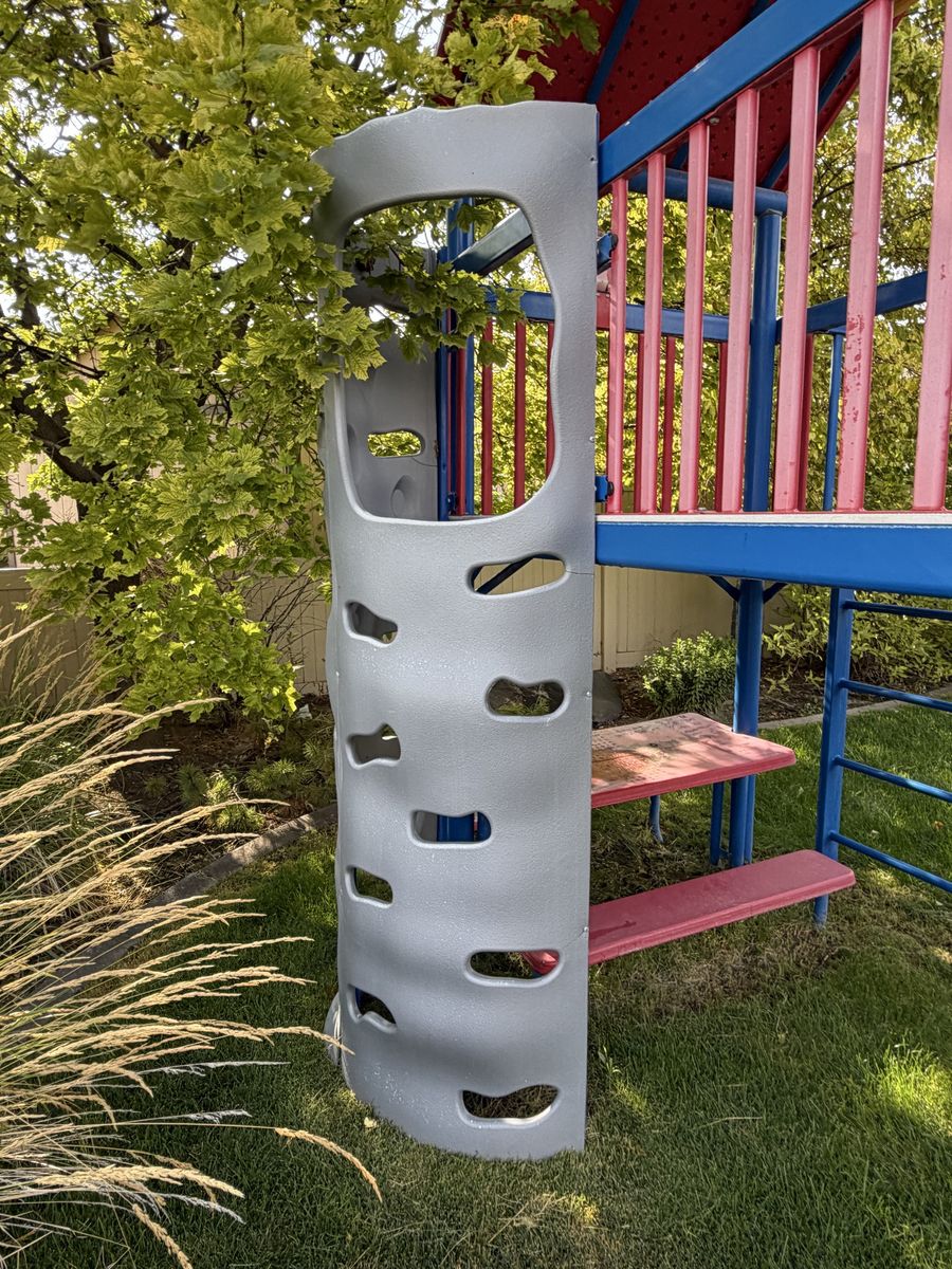 Main image 8