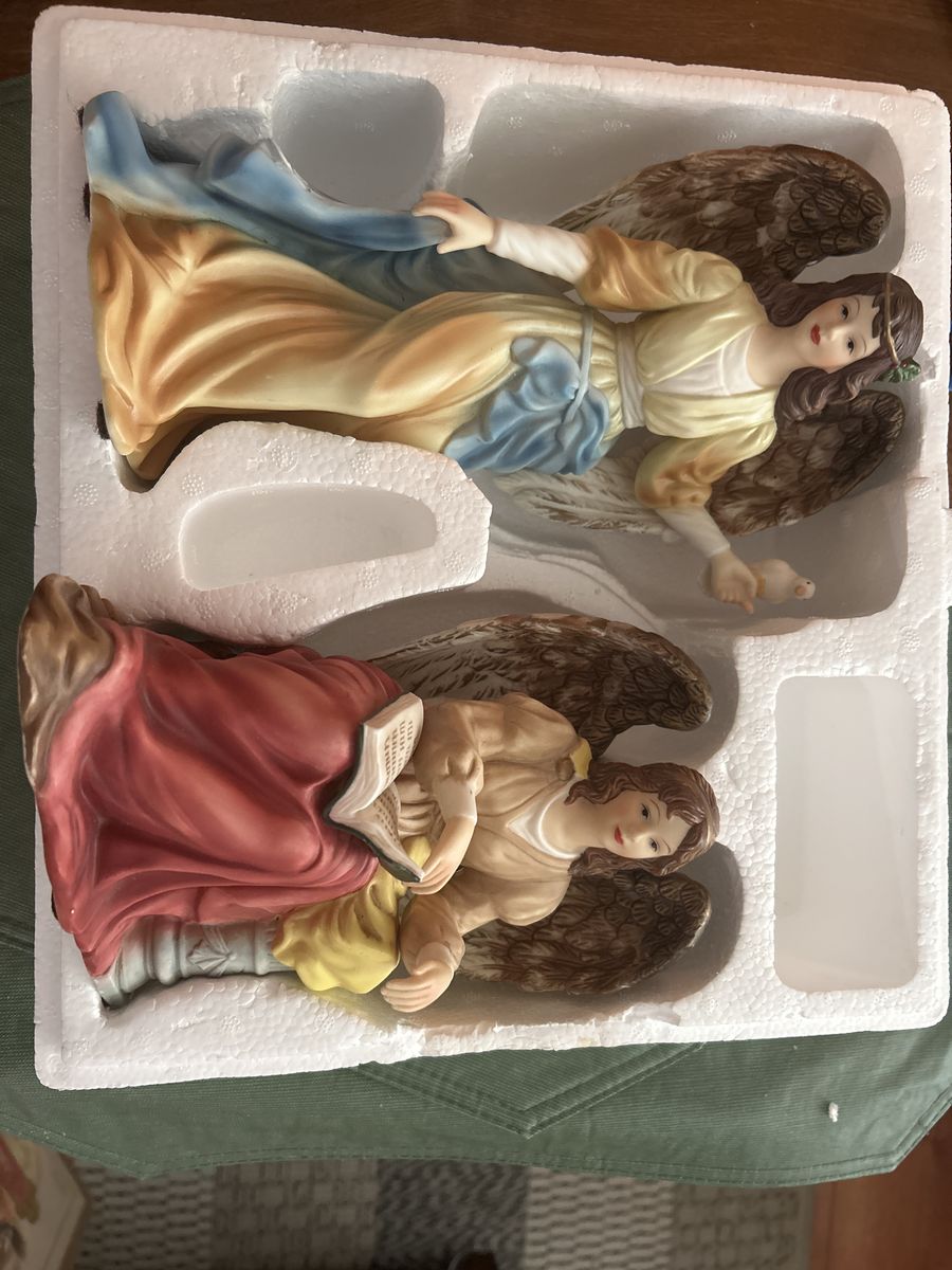 Grandeur Noel collectors edition, 1999 “porcelain angel set”