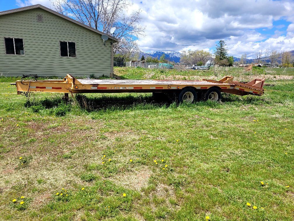 Equipment trailer w/ airbrakes