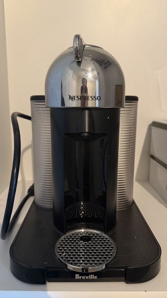 Nespresso Vertuo Breville Coffee & Espresso Machine - Chrome