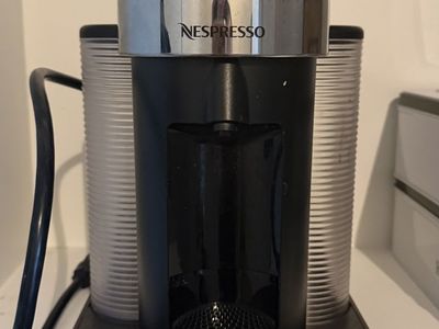 Nespresso Vertuo Breville Coffee & Espresso Machine - Chrome