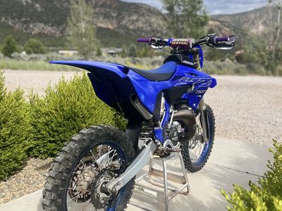 2022 YZ 125