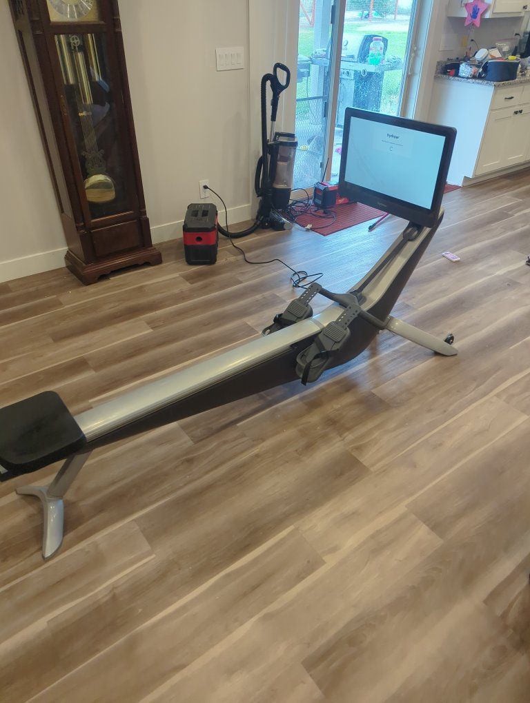 Hydrow Smart Rowing Machine - Immersive Fitness Experience with HD Screen
