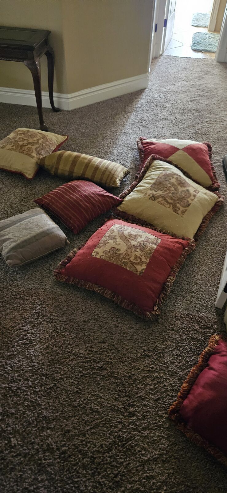 Throw Pillows