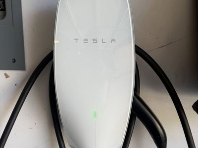 Tesla Wall Connector